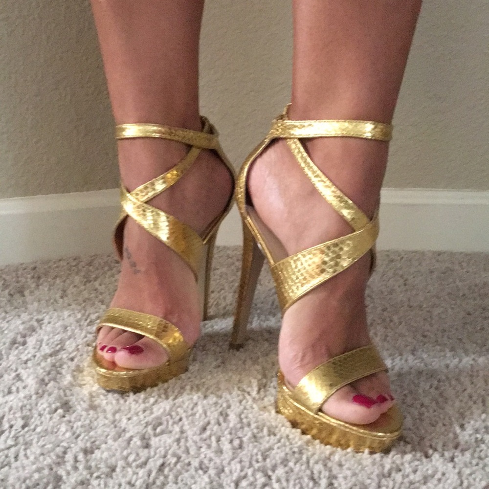 Gold Nine West heels